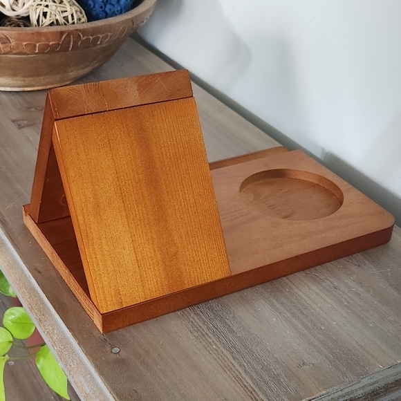 📚 Wooden Book Stand with Glass Holder – Owl Design, NEW, Reader’s Décor - Picture 8 of 16